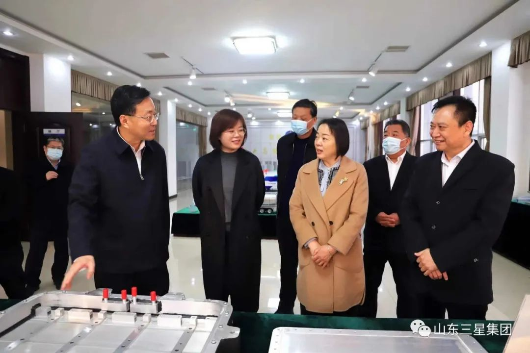 中國農(nóng)業(yè)發(fā)展銀行山東省分行黨委委員、副行長時祝華一行來山東三星集團調(diào)研座談