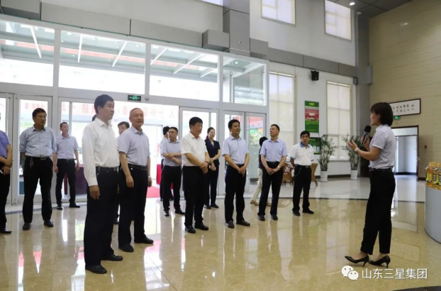 德州市政協(xié)黨組成員、副主席才玉璞來山東三星集團(tuán)參觀調(diào)研